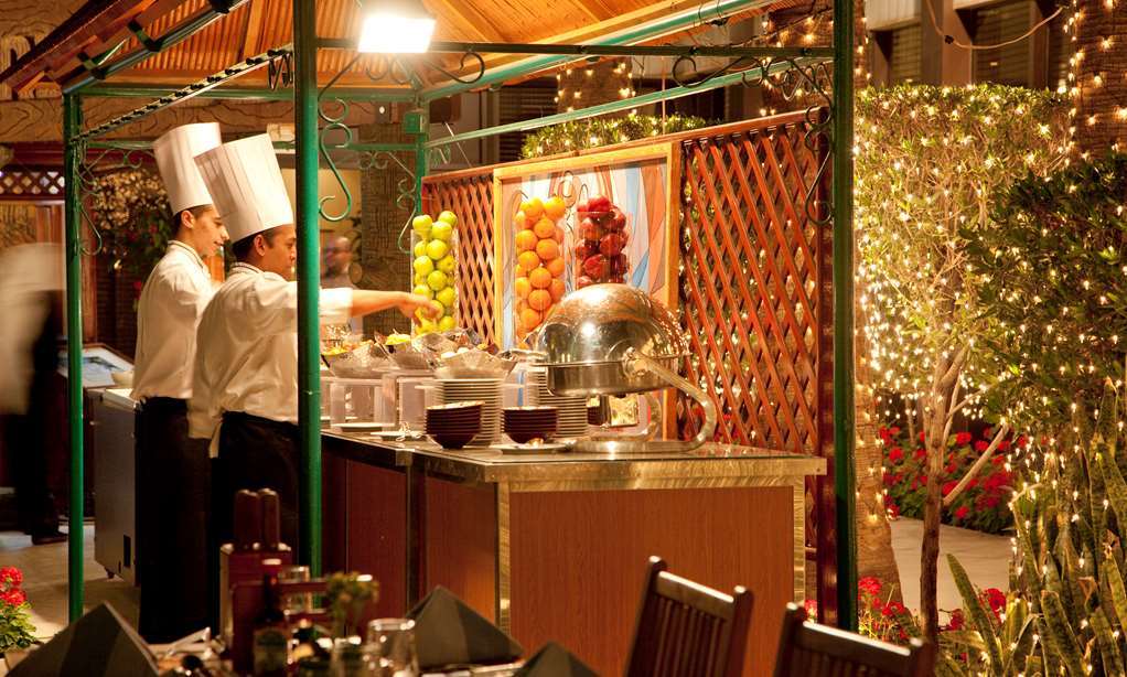 Al Khozama Hotel Riyadh Restaurant photo